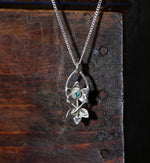Load image into Gallery viewer, Emrallt Necklace
