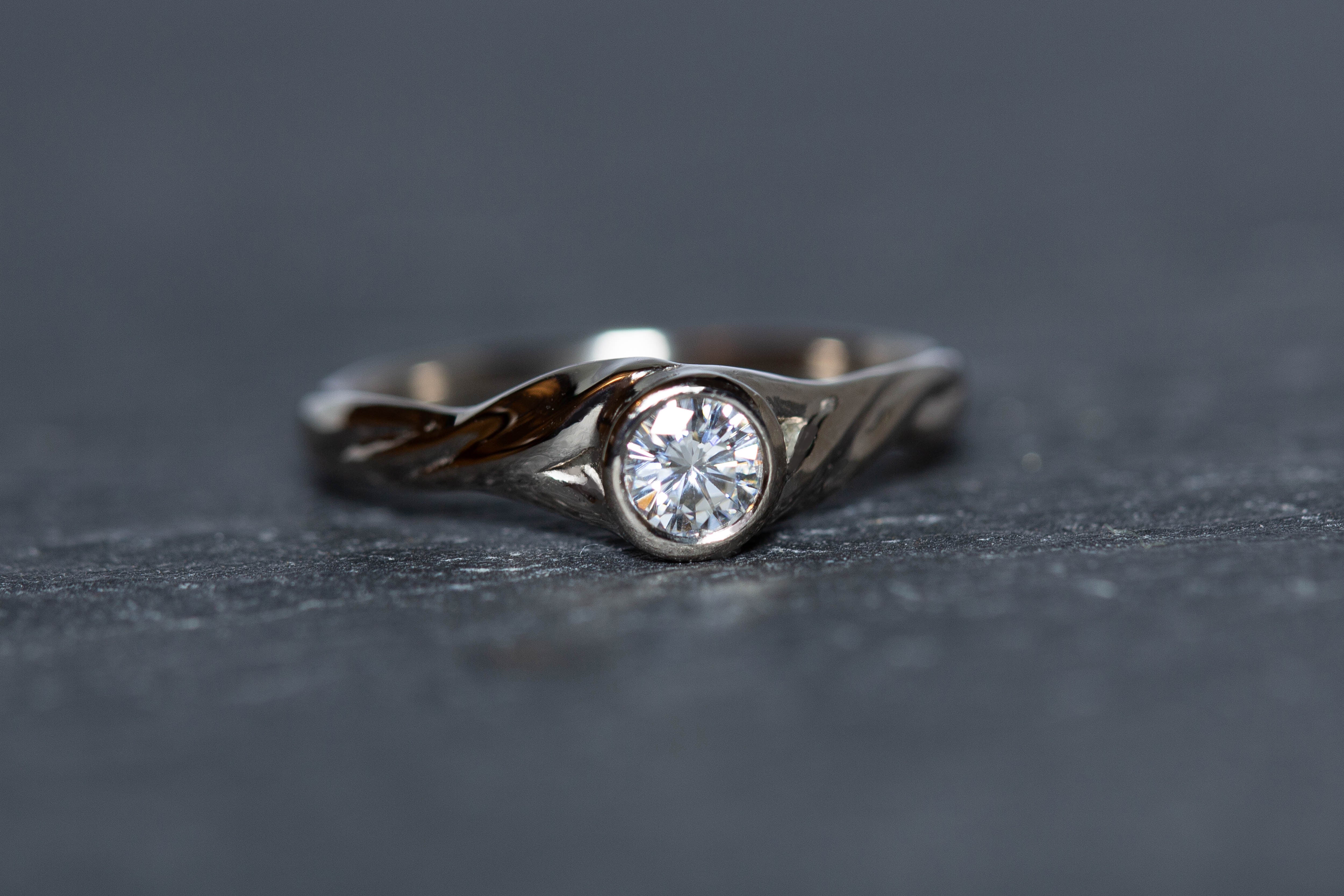 Vine Ring - Diamond