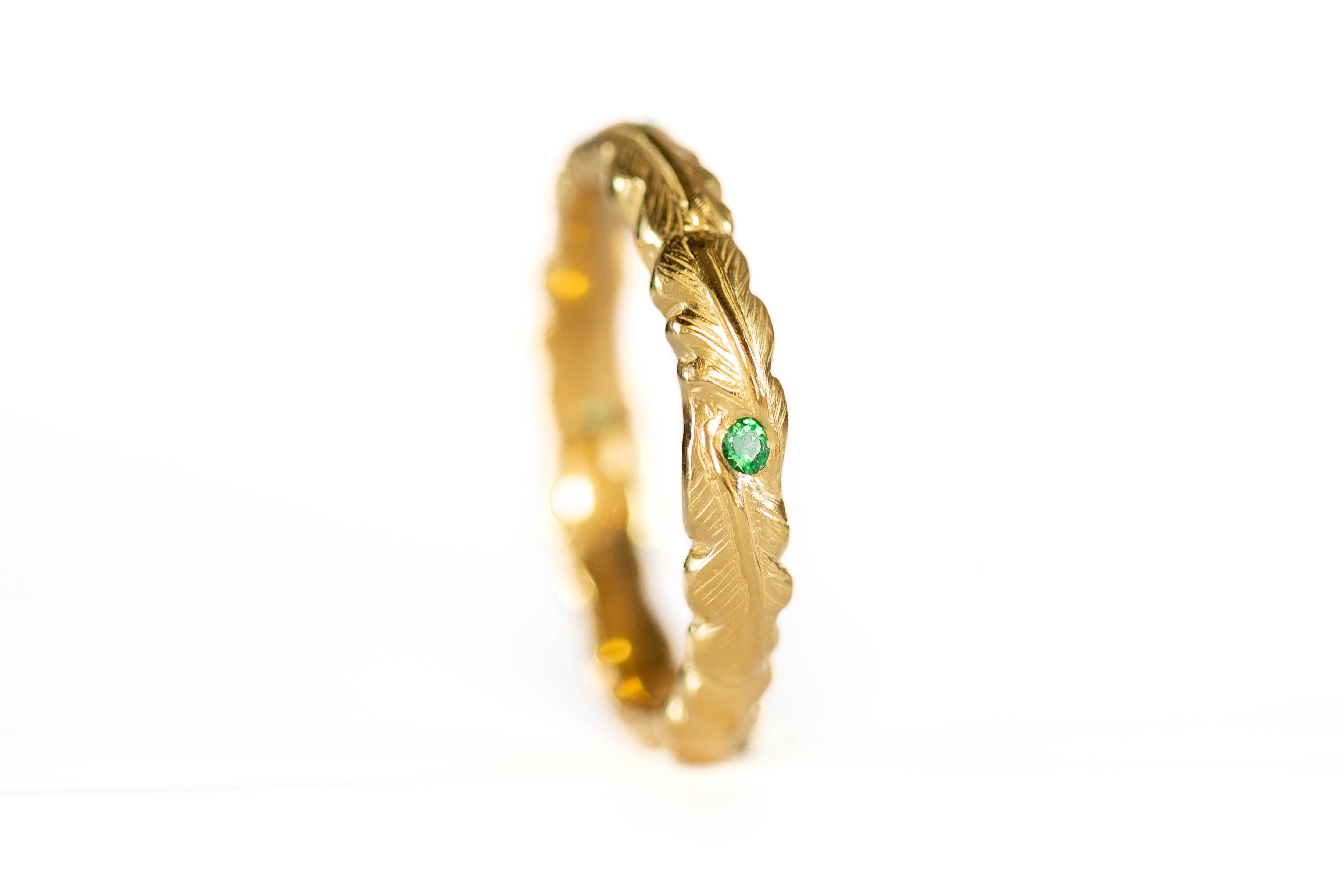 Oak Leaves Wedding Ring - Emerald