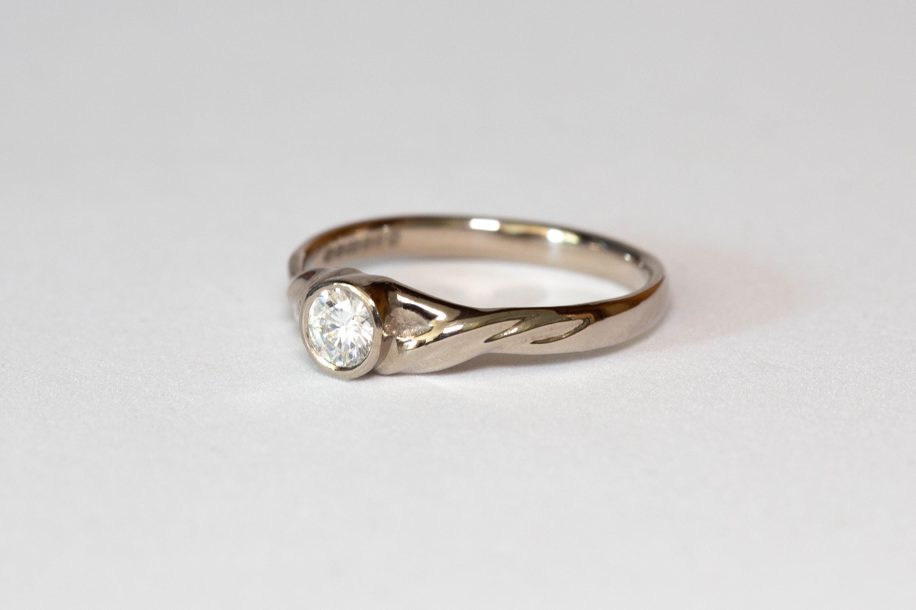 Vine Ring - Diamond