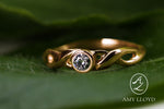 Load image into Gallery viewer, Celtic Leaves - Diamond

