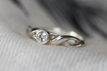 Load image into Gallery viewer, Celtic Leaves - Diamond
